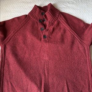 Banana Republic Cotton Maroon Sweater With Oversized Buttons. Size L